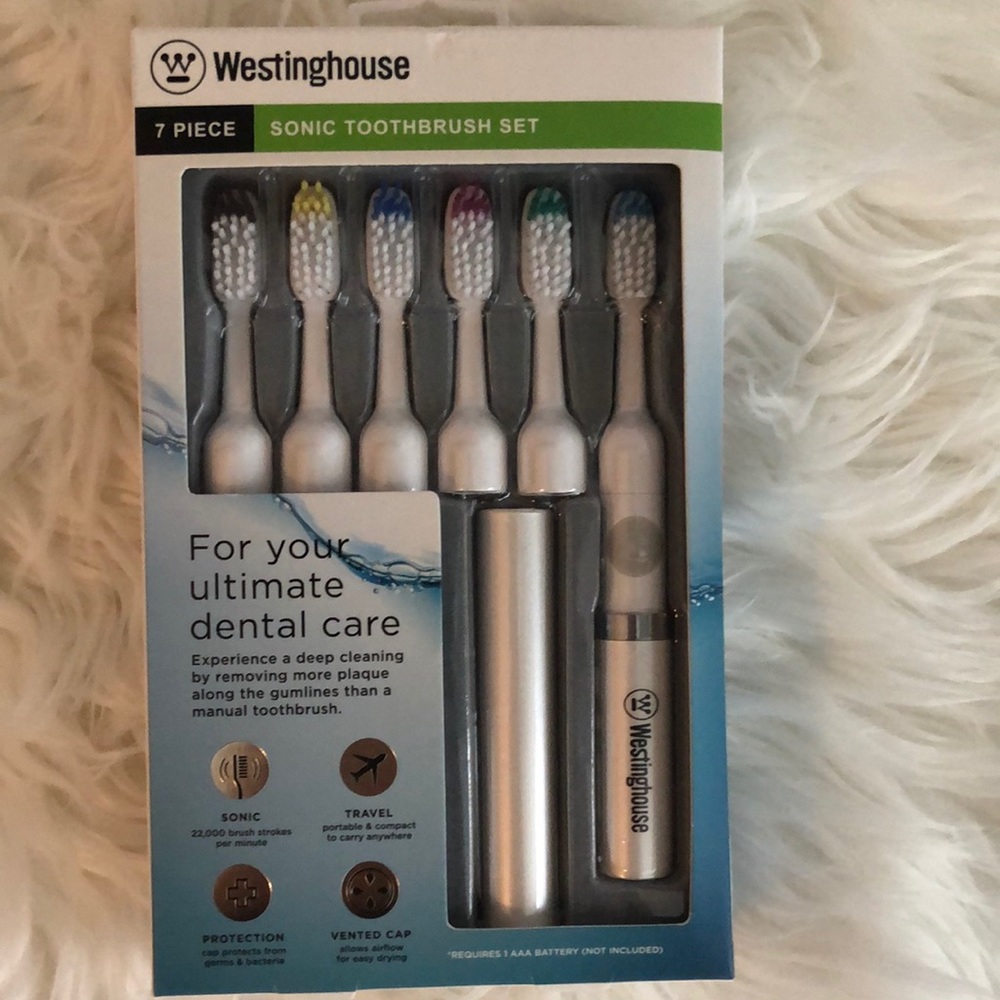 Sonic toothbrush set